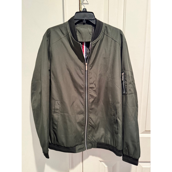 Vogue Other - Vogue Men's Casual Fashion Stand-Up Collar Light Weigh Bomber Jacket Coats